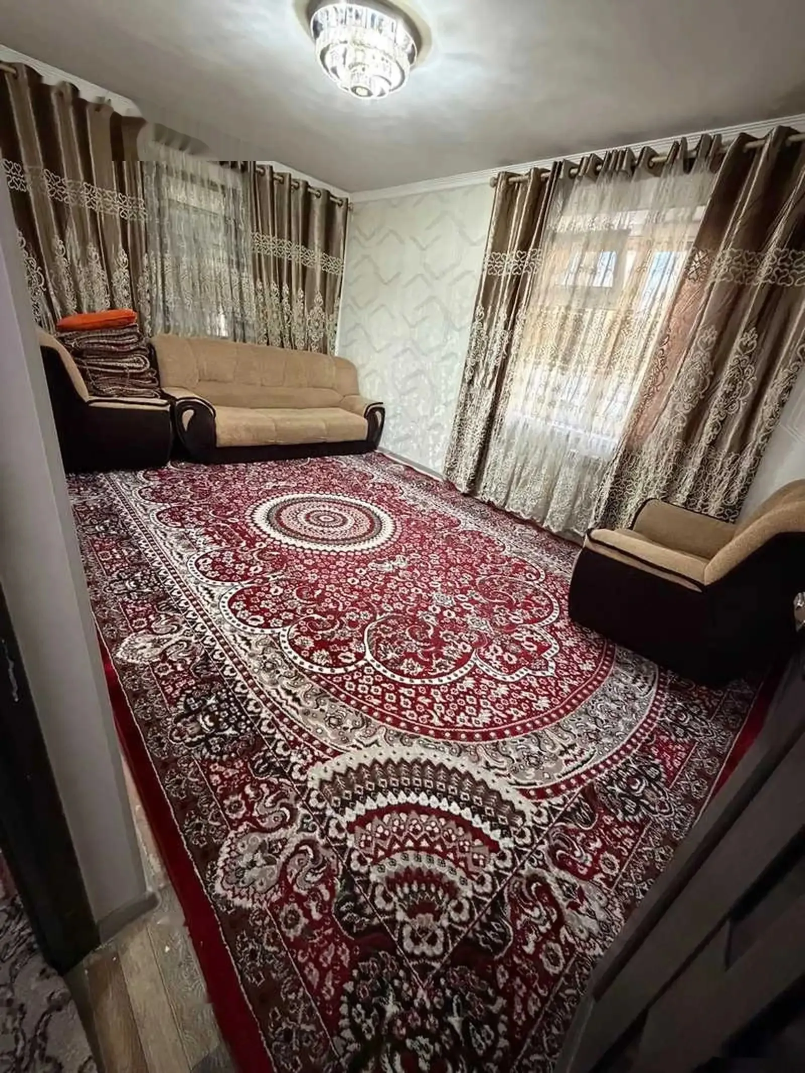 2-к квартира, 1 этаж, 58 м², Сино