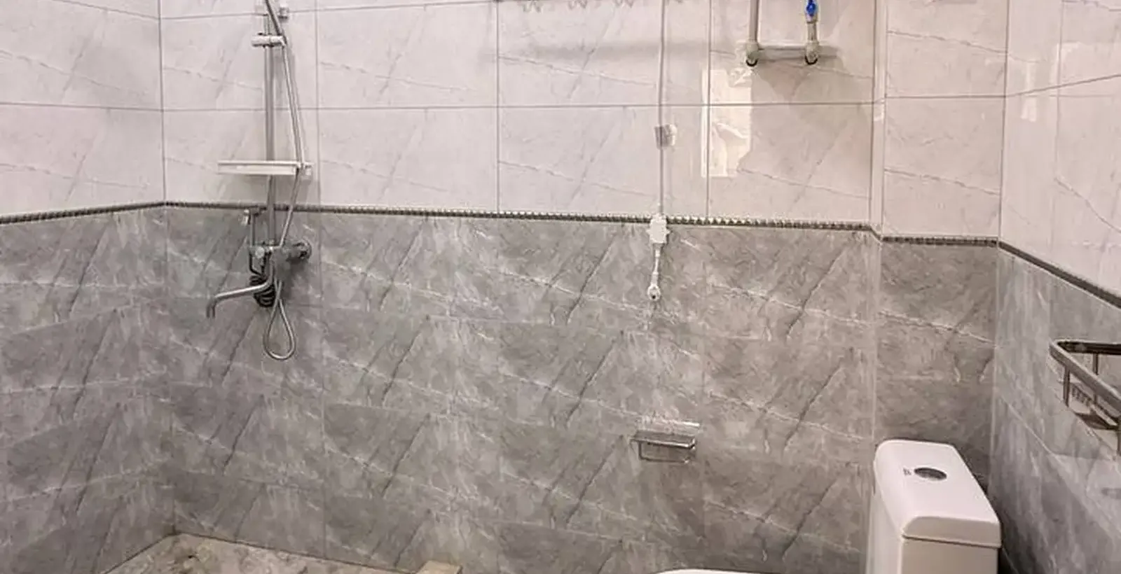 2-этажный, 14 комнатный дом, 565 м², Шохмансур