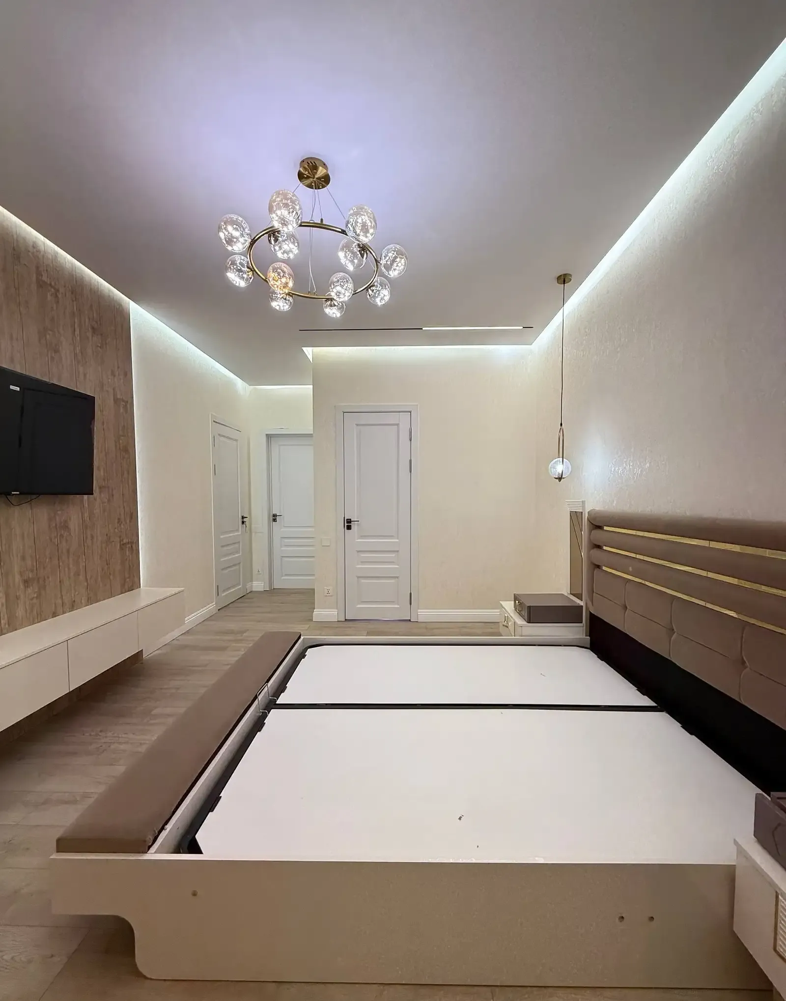 4-к квартира, 3 этаж, 215 м², И Сомони