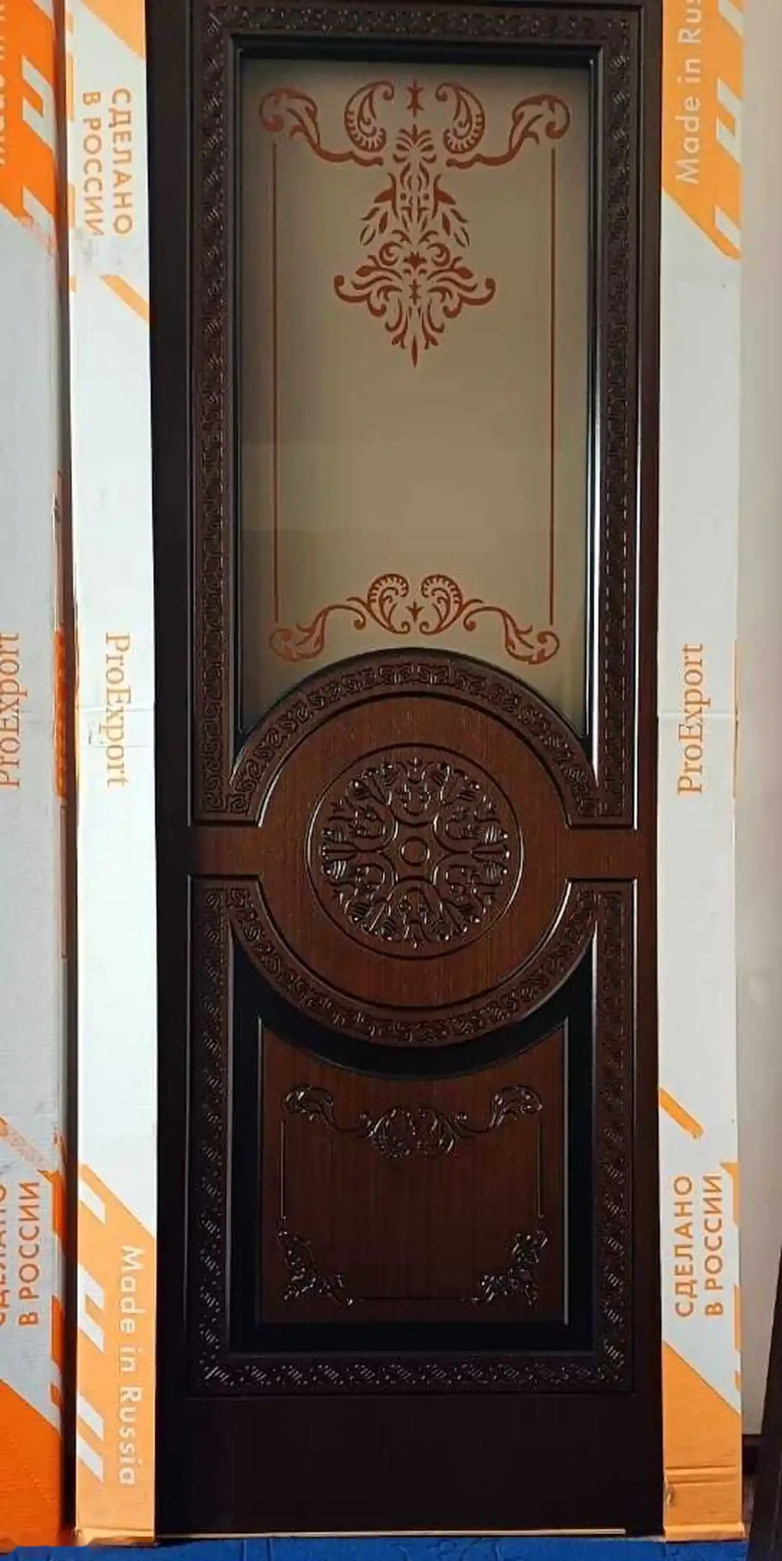 Стеклянные двери
