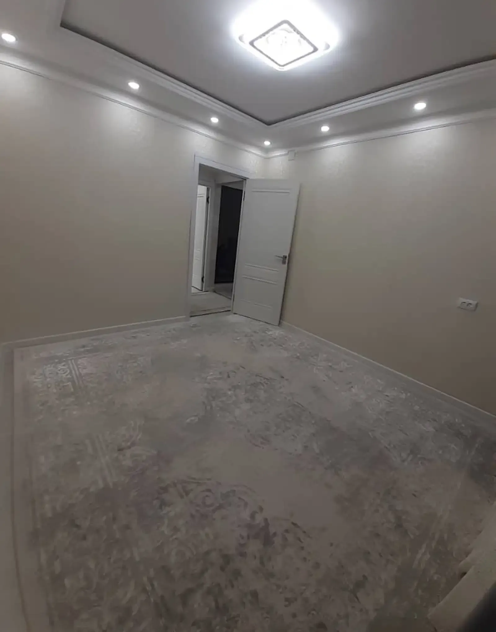 3-комн. квартира, 4 этаж, 70 м², Сино