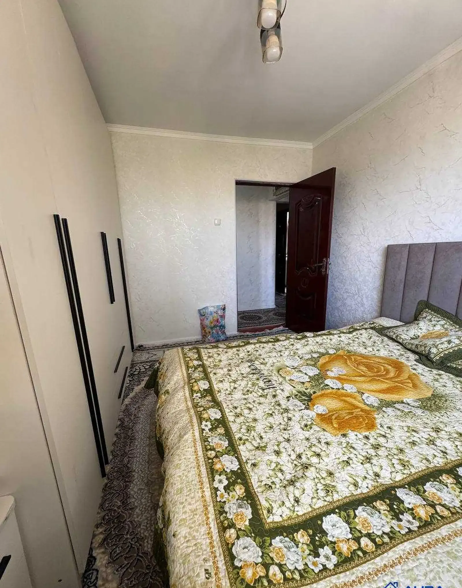 4-к квартира, 4 этаж, 64 м², Фирдавси, 46 мкр
