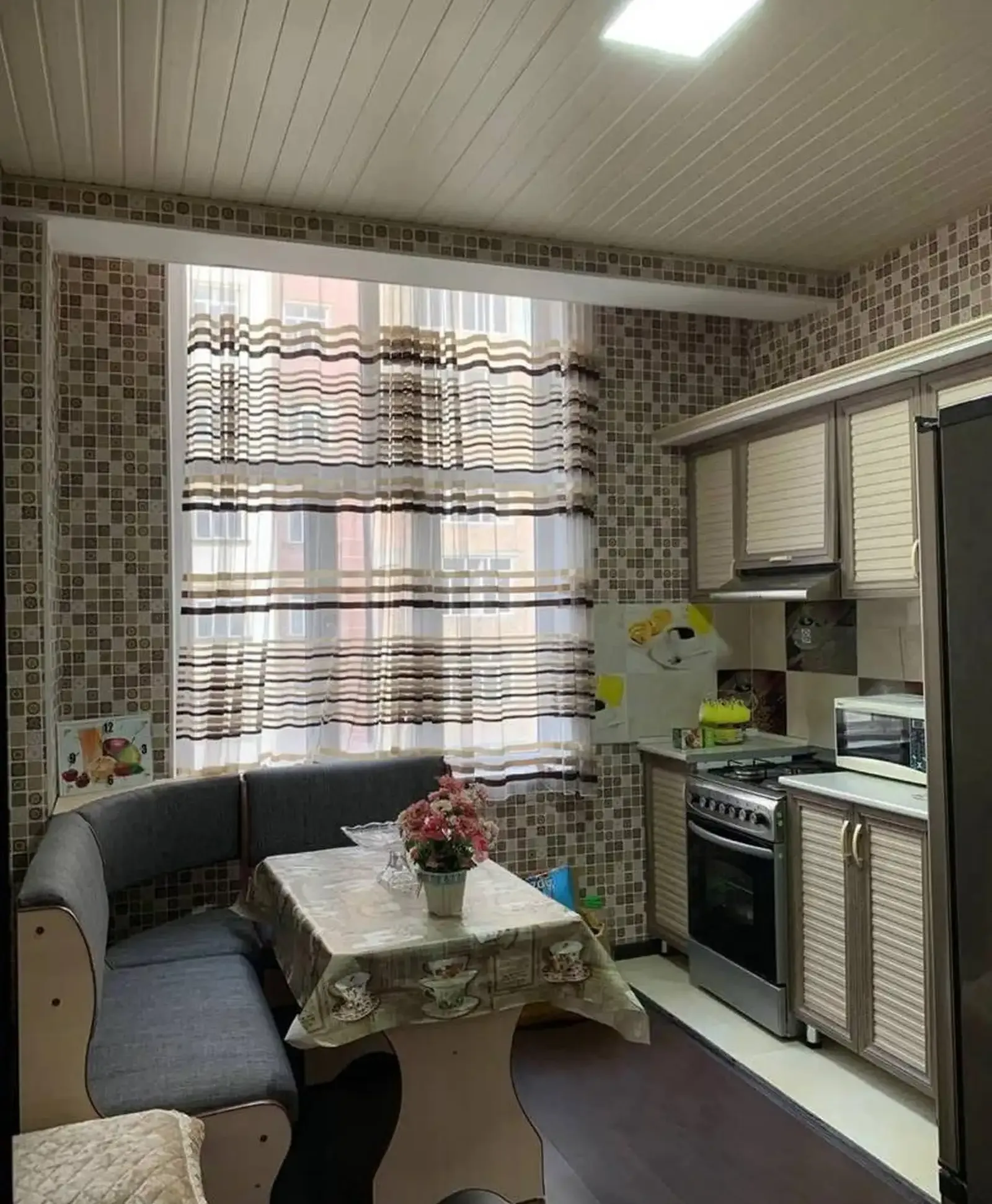 3-к квартира, 4 этаж, 99 м², Сино Зарафшон ру ба руи бозорчаи доми нок