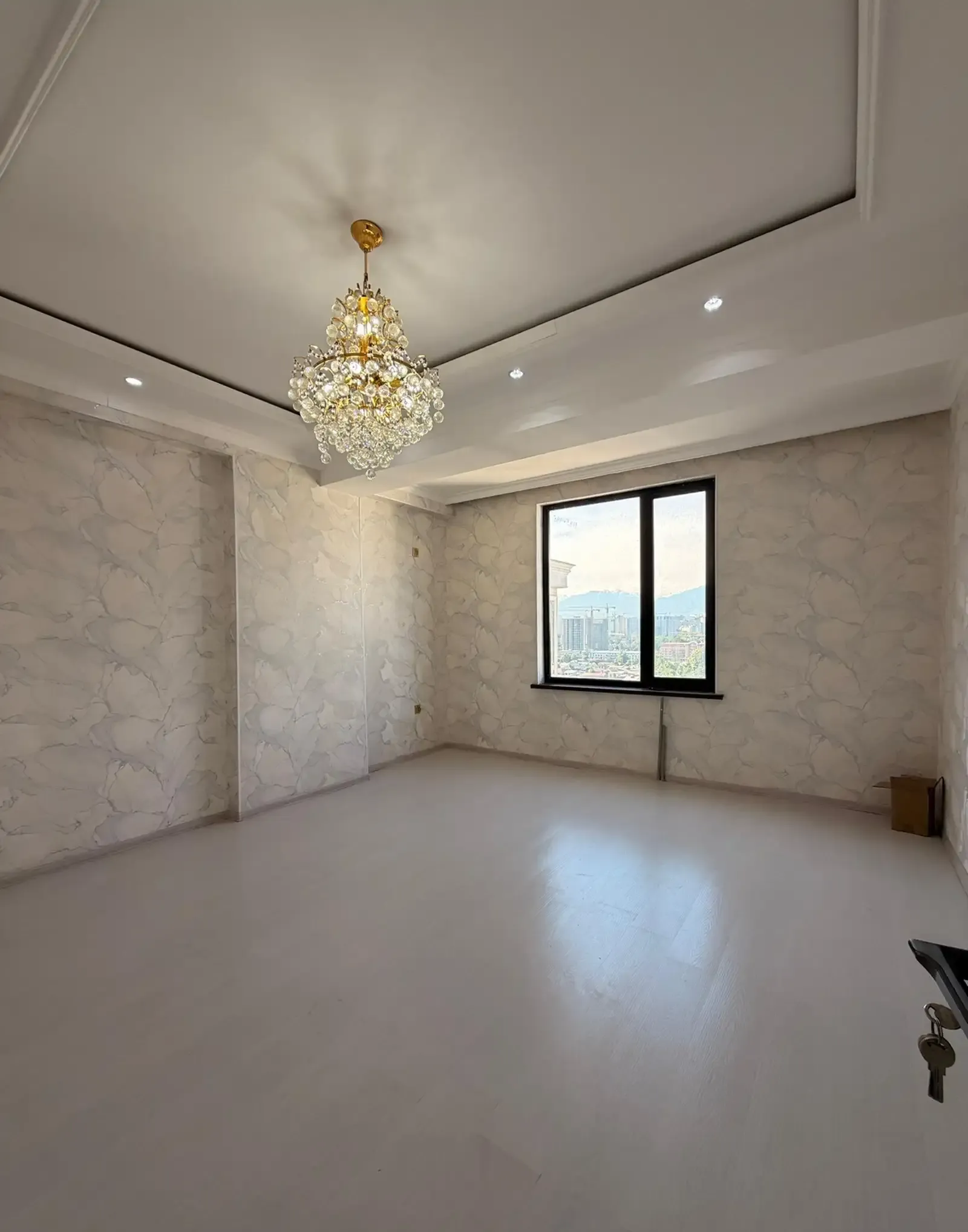3-к квартира, 15 этаж, 90 м², старый аэрапорт
