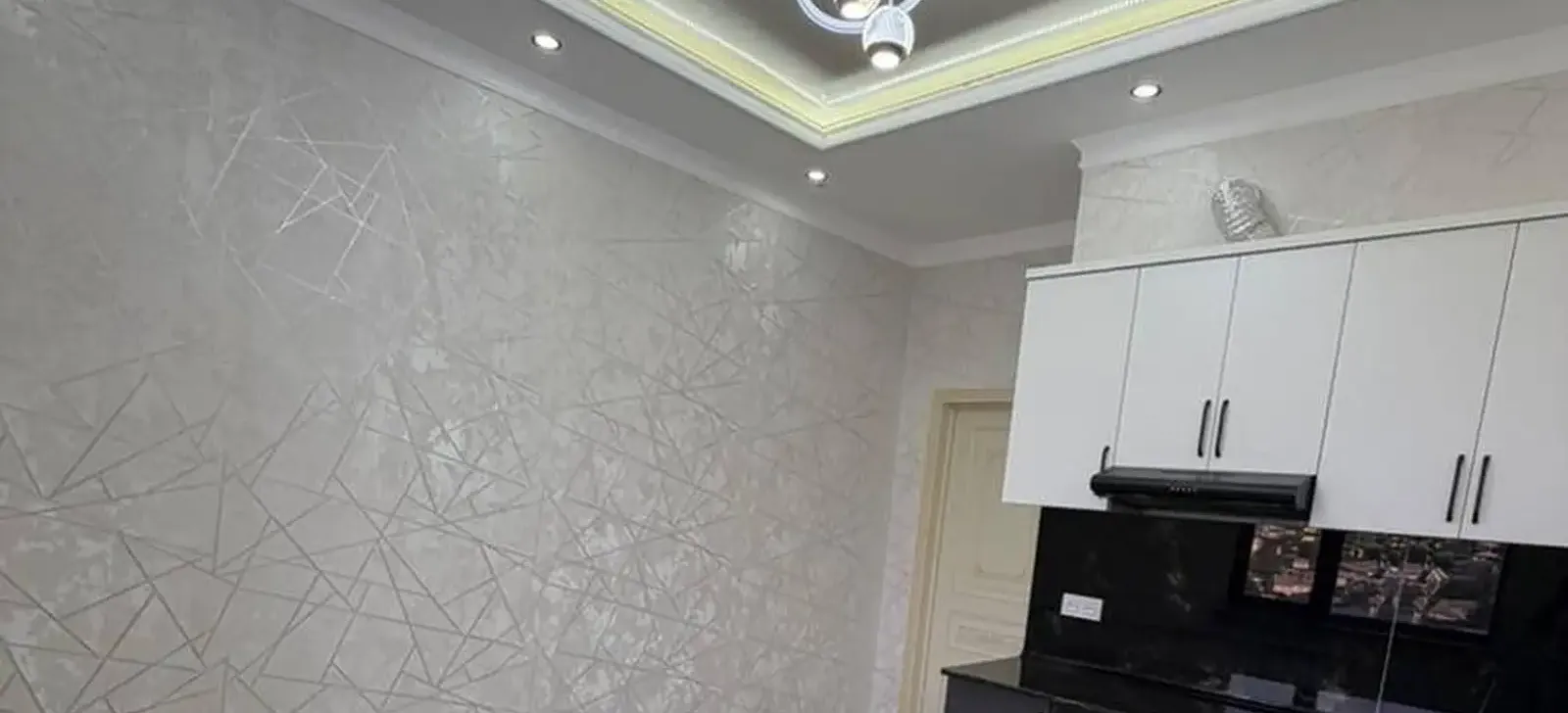 2-комн. квартира, 15 этаж, 73 м², Шохмансур