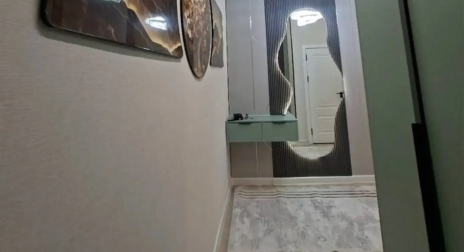 2-комн. квартира, 4 этаж, 74 м², 92мкр, Кафе Суман