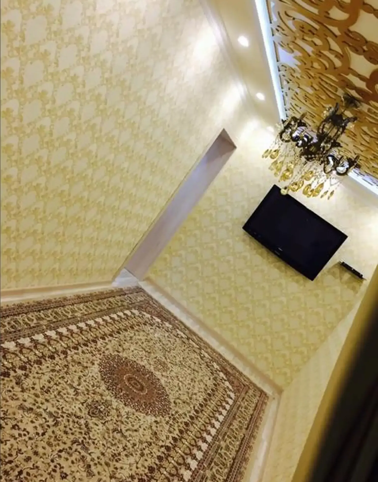 4-комн. квартира, 4 этаж, 85м², Сино