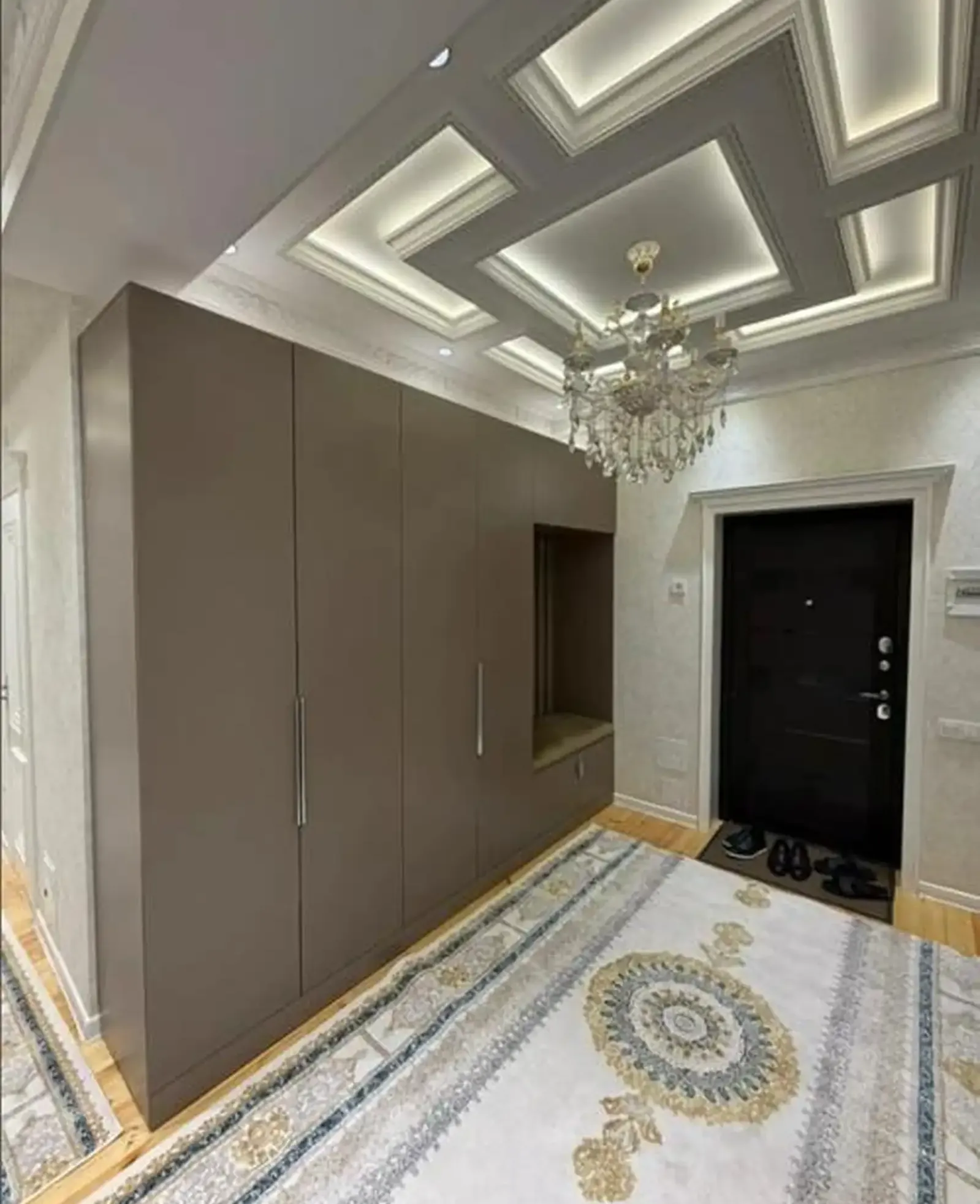 3-комн. квартира, 3 этаж, 100м², Фирдавси