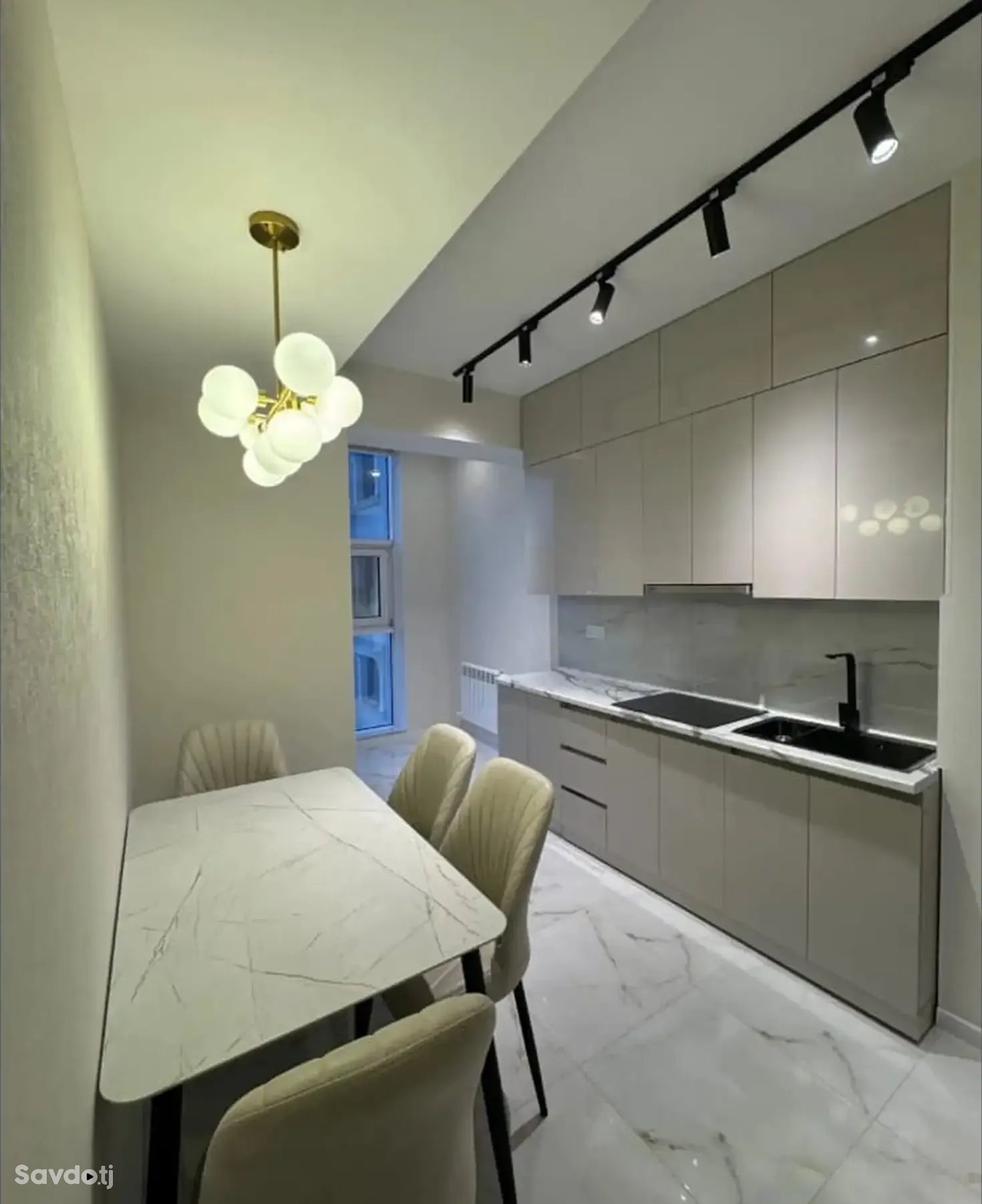2-комн. квартира, 9 этаж, 71м², Шохмансур
