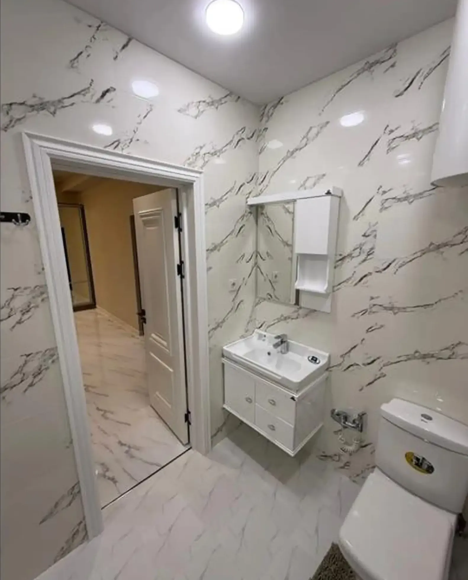 1-комн. квартира, 8 этаж, 61 м², Фирдавси
