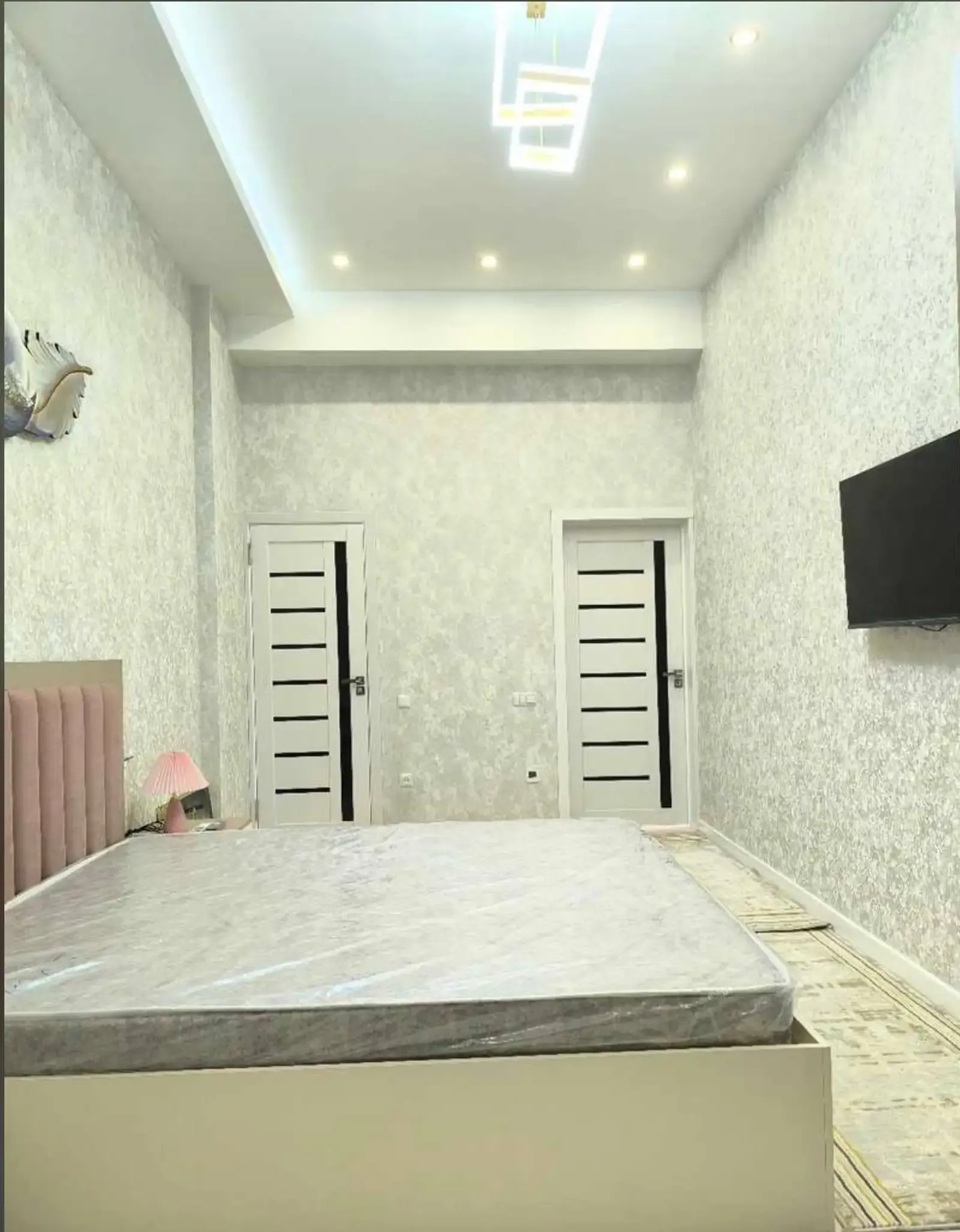 3-комн. квартира, 2 этаж, 134 м², И.Сомони - Спартак, Мойкаи Малика