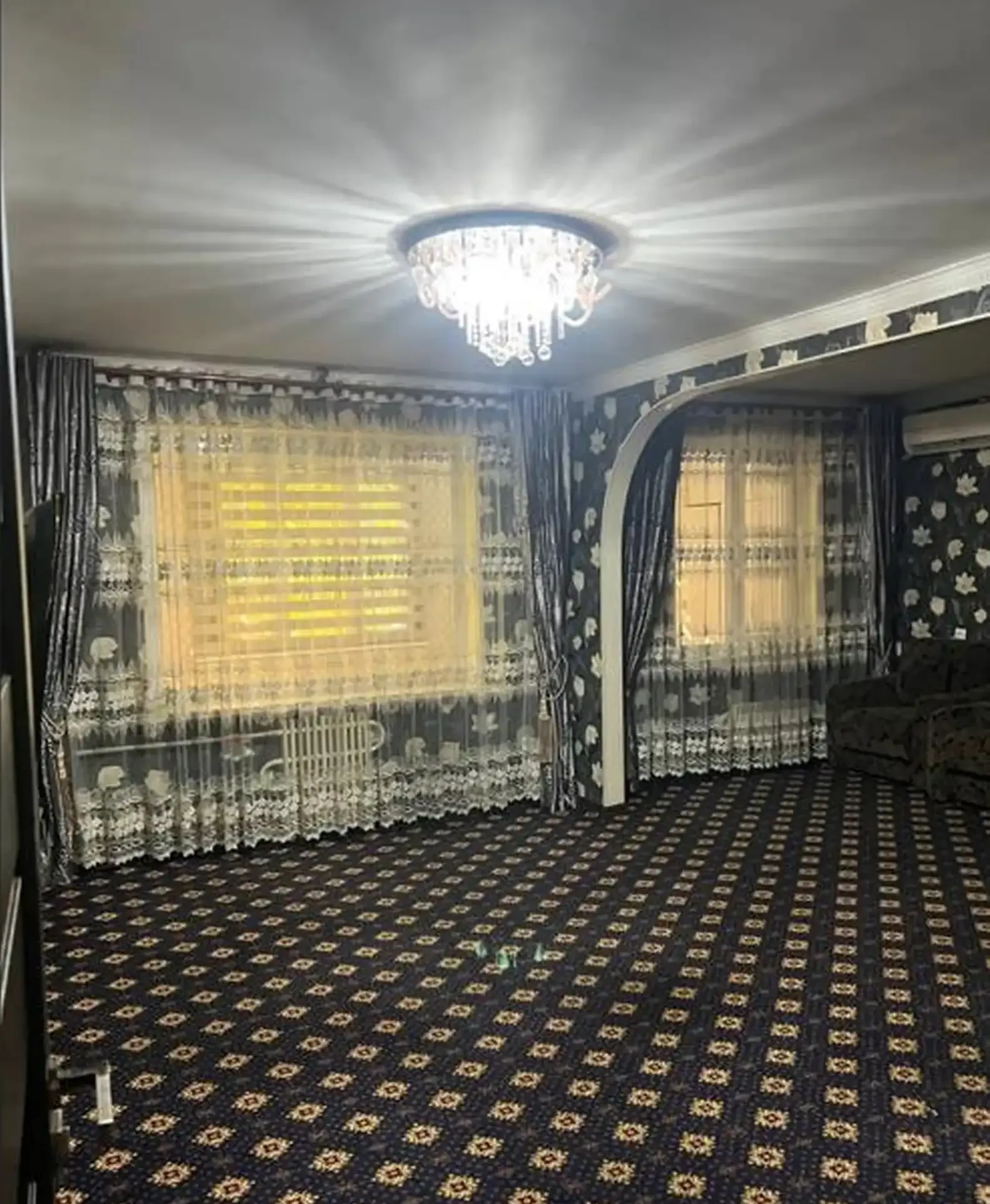 4-комн. квартира, 2 этаж, 100м², Сино
