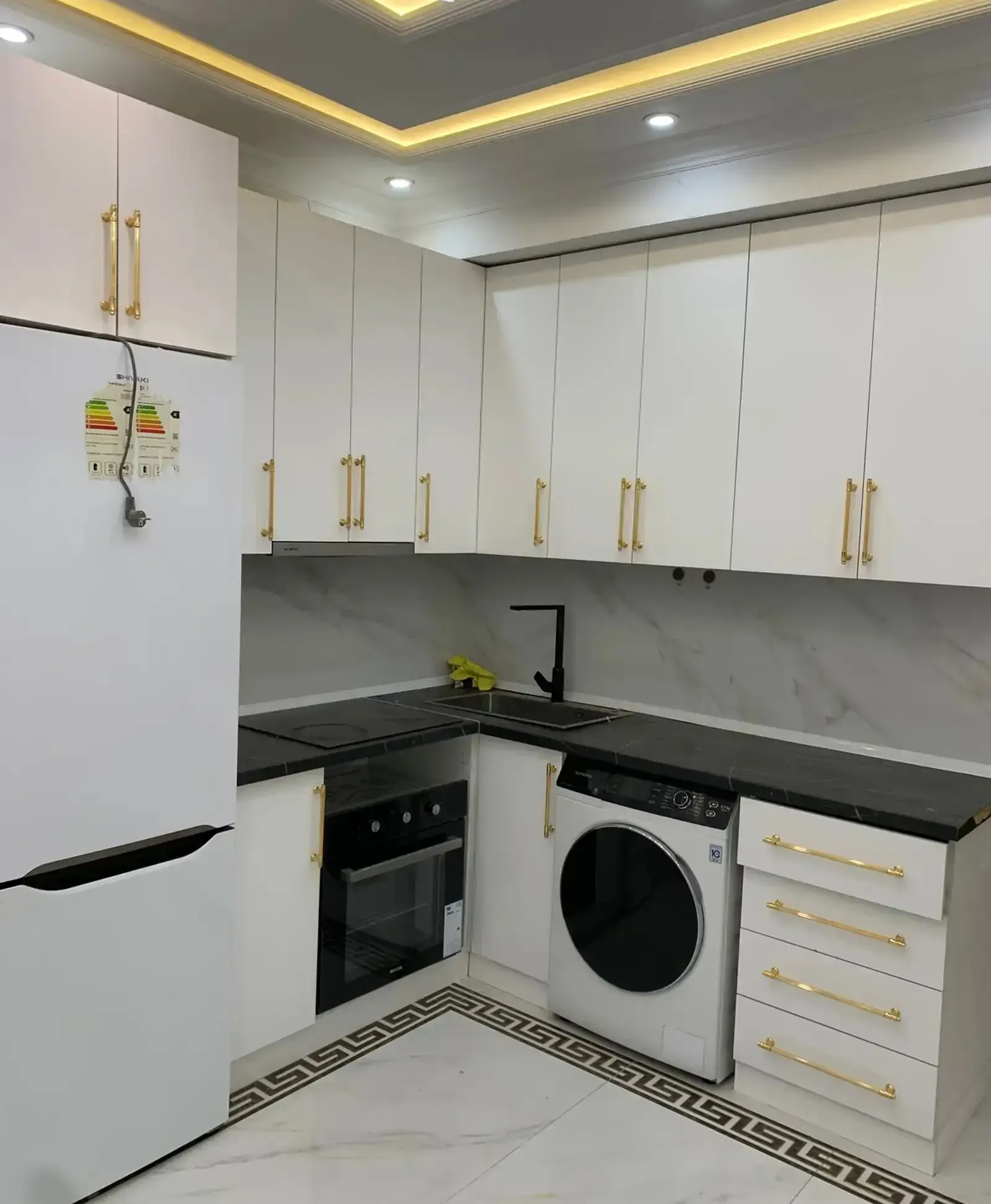 3-комн. квартира, 9 этаж, 82м², Роддом №2
