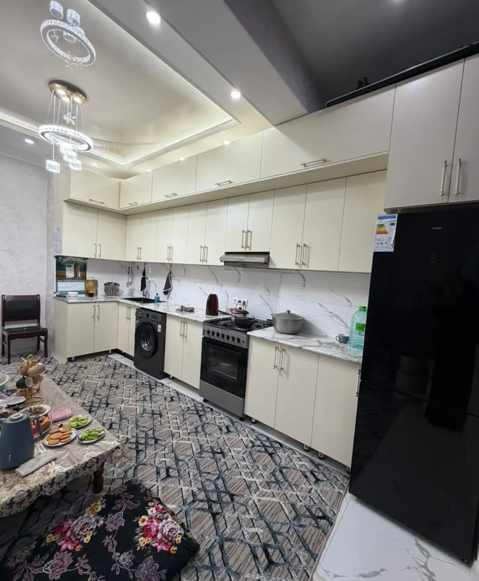 3-комн. квартира, 4 этаж, 81 м², Шохмансур