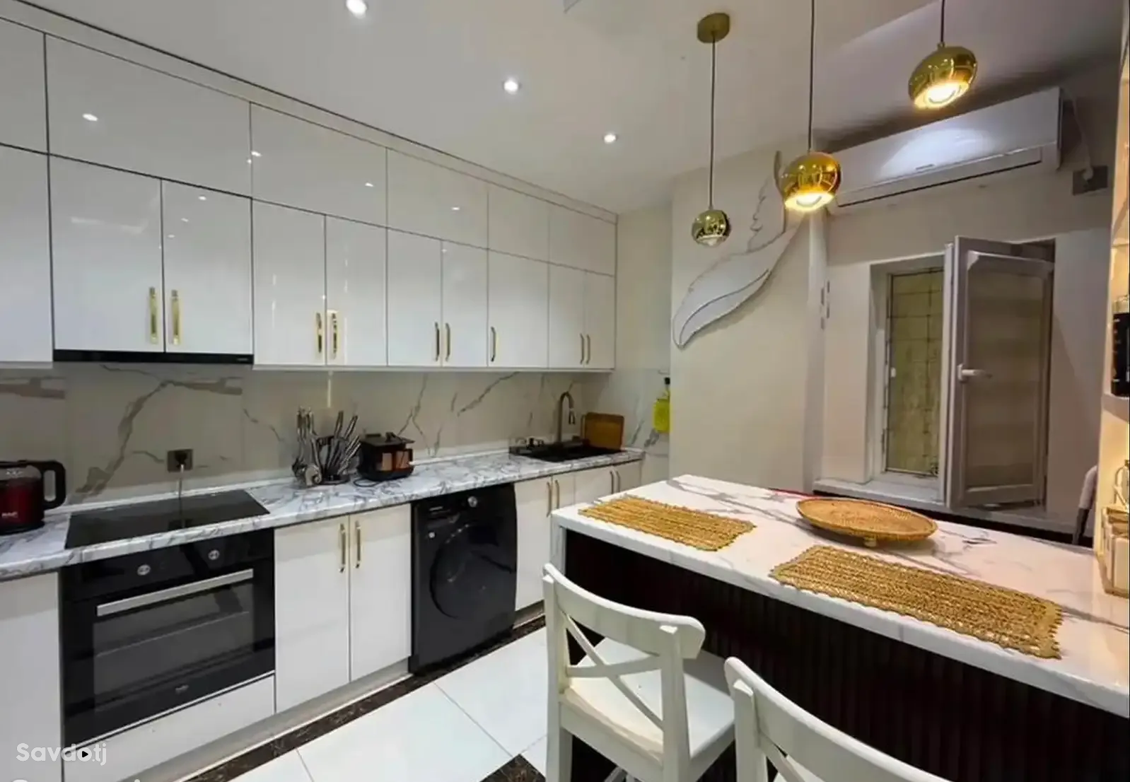 2-комн. квартира, 12 этаж, 76м², Шохмансур