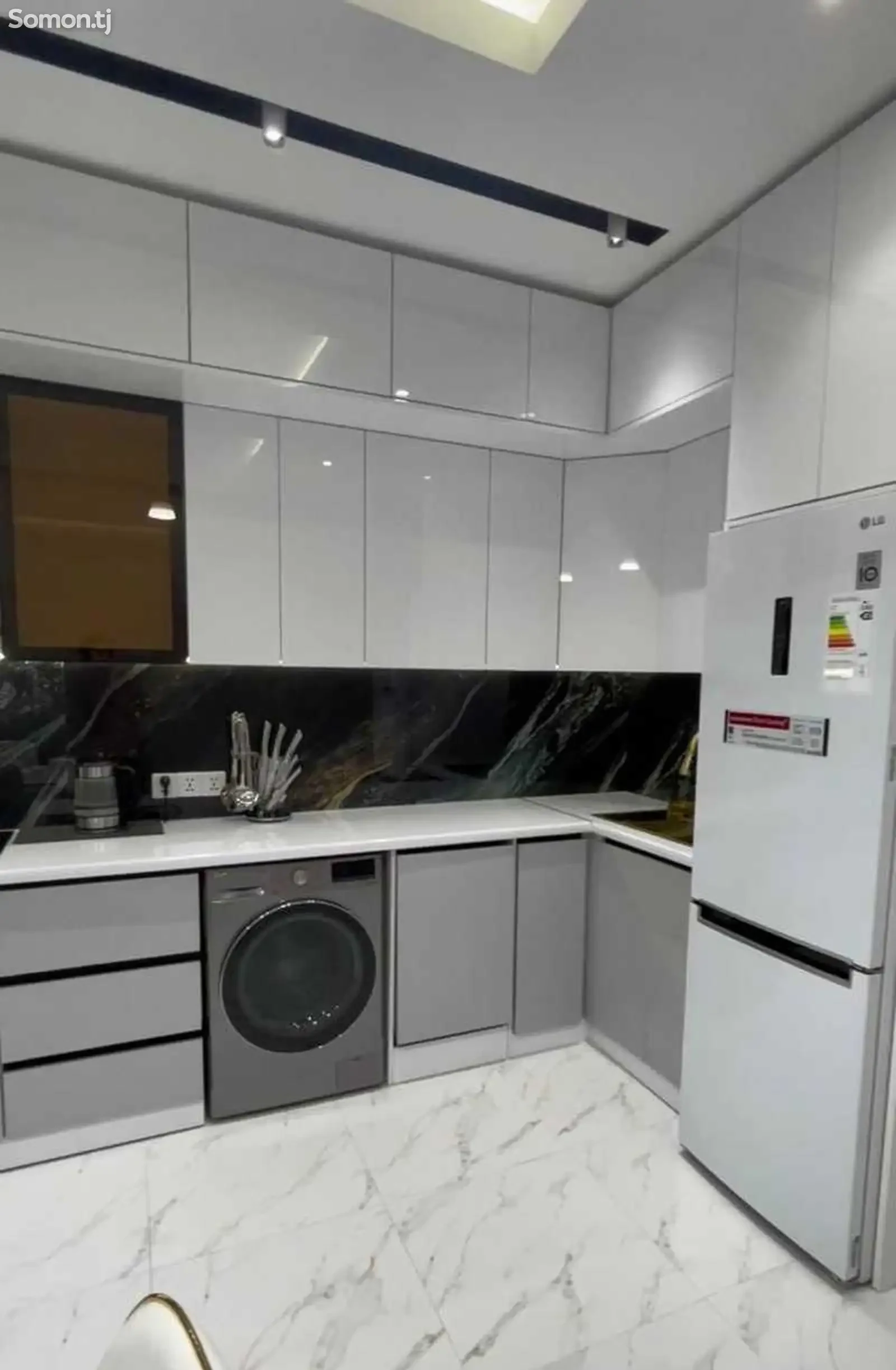 2-комн. квартира, 13 этаж, 90м², Сомони