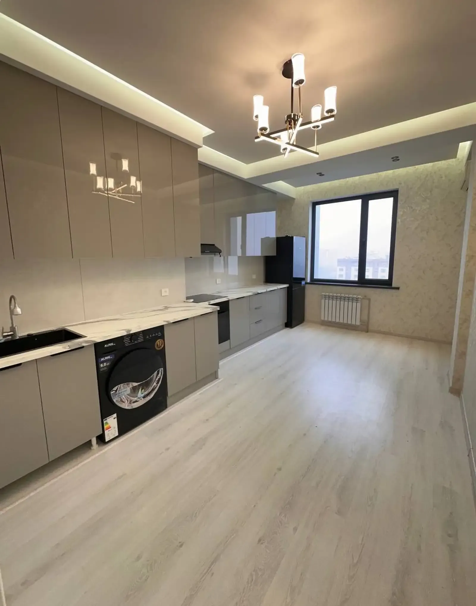 2-комн. квартира, 13 этаж, 88 м², 82мкр, Саодат