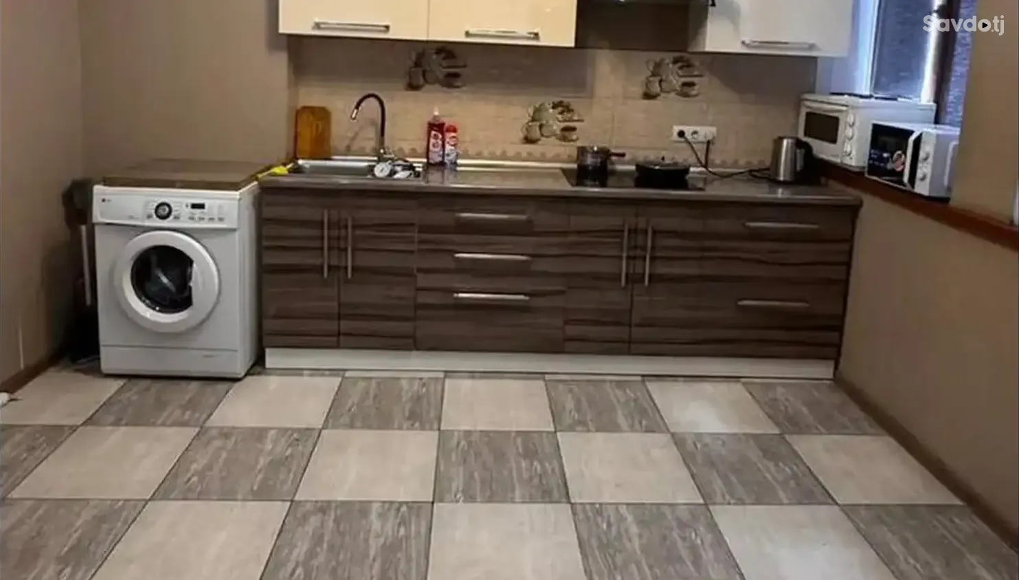 3-комн. квартира, 4 этаж, 131м², Шохмансур