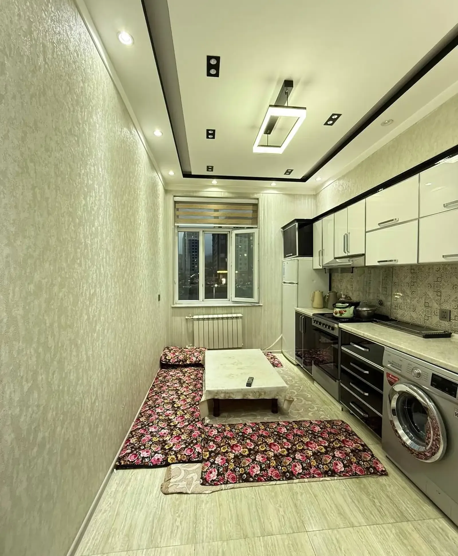 2-комн. квартира, 3 этаж, 80 м², Сино 102мкр