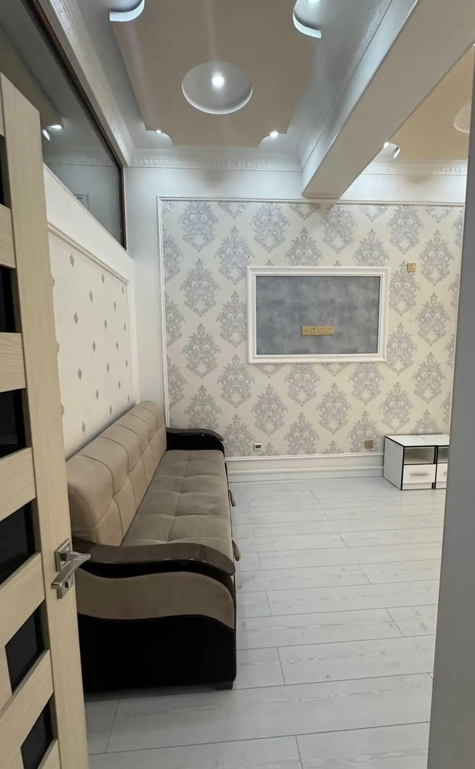 3-комн. квартира, 2 этаж, 67м², Кинотеатри Ватан .