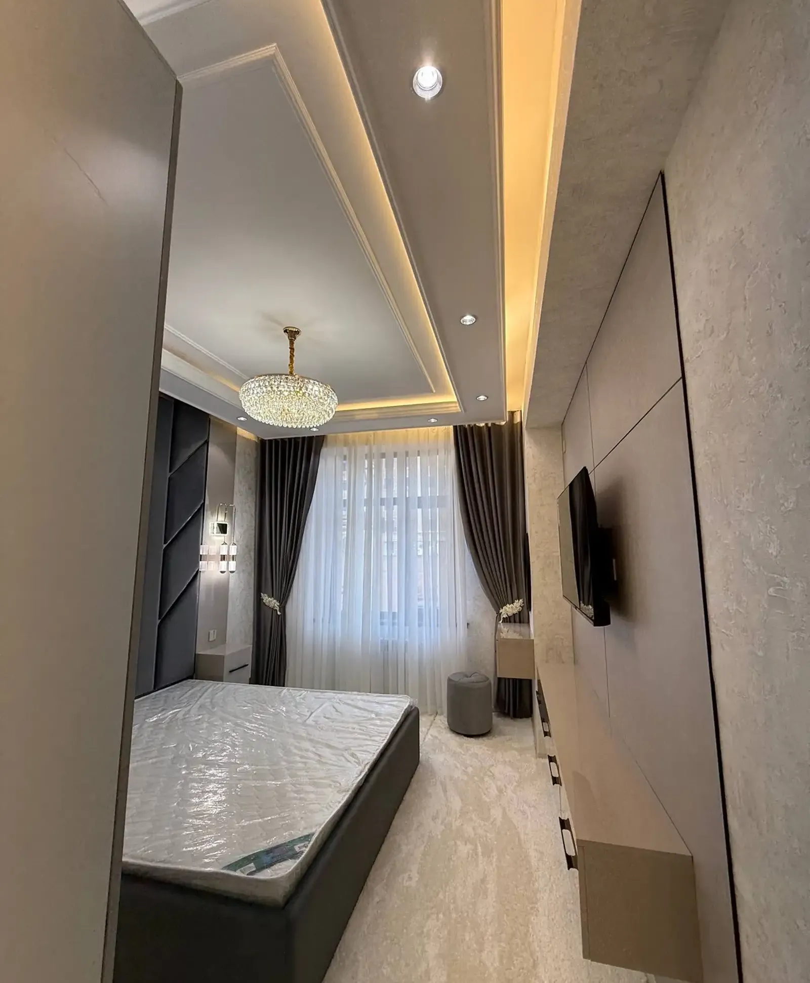 3-комн. квартира, 9 этаж, 83 м², 4Дома, Ресторан ОК