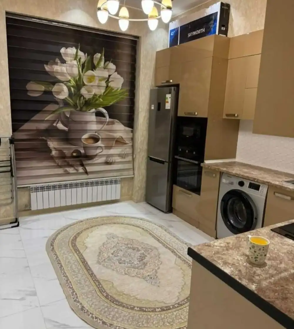 3-комн. квартира, 13 этаж, 110м², Шохмансур ру баруи Садбарг дом книжный мир Гелос