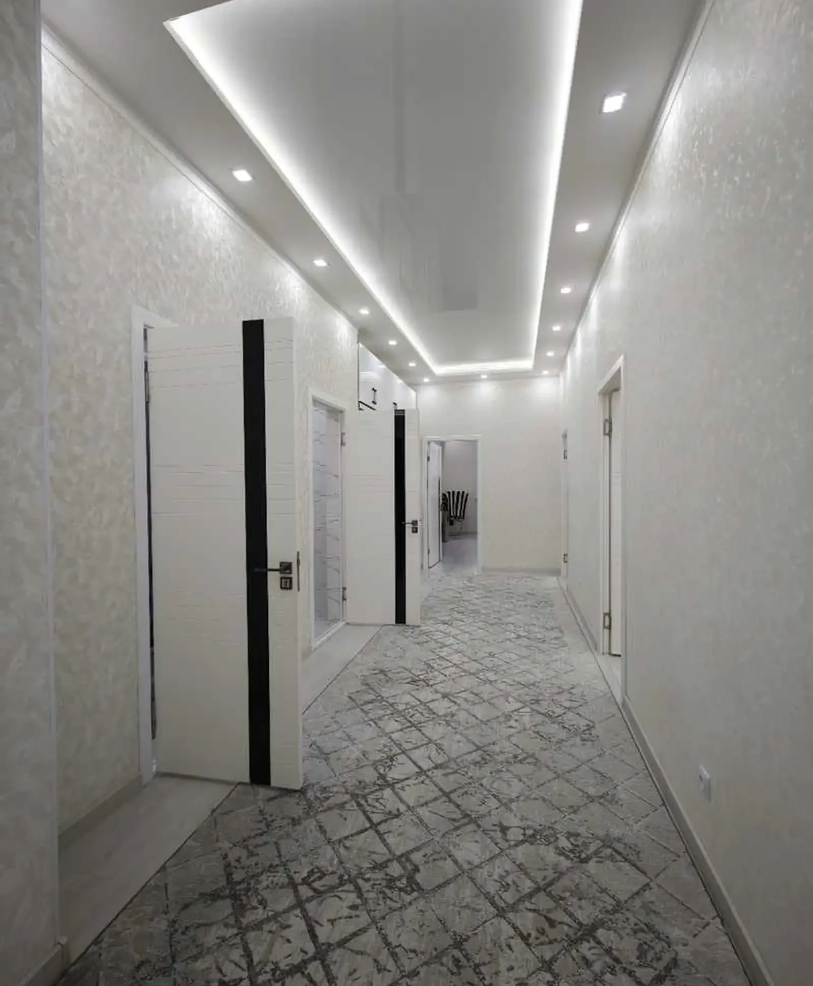 3-комн. квартира, 12 этаж, 110м², Сино, 82 мкр, Лесная сказка