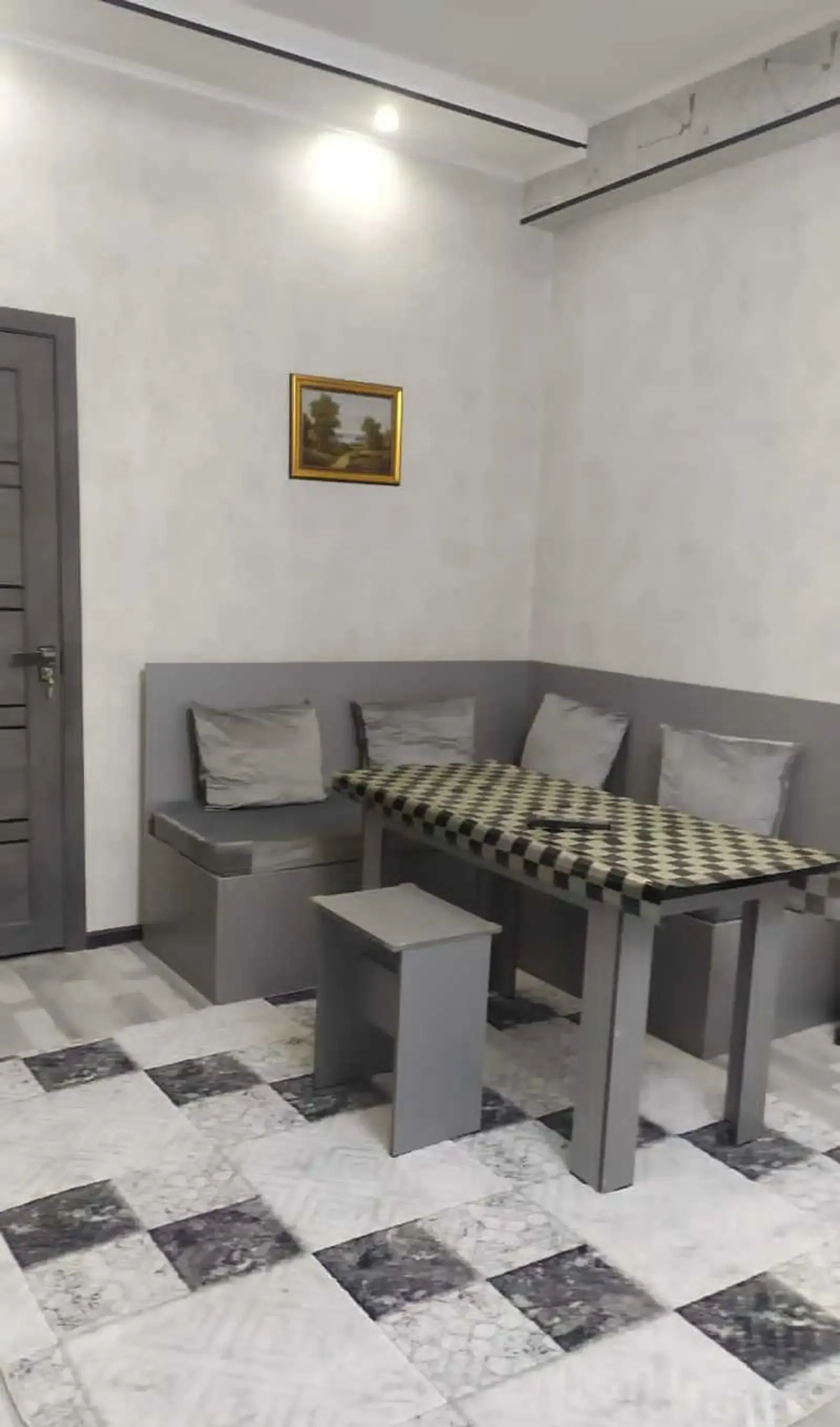 2-комн. квартира, 14 этаж, 57м², Овир
