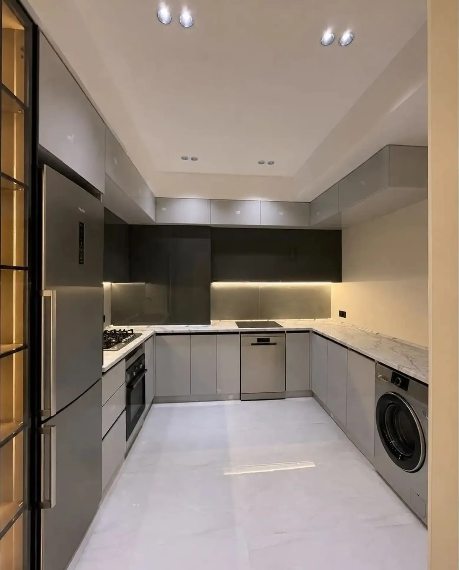3-комн. квартира, 3 этаж, 97 м², И. Сомони, Овир