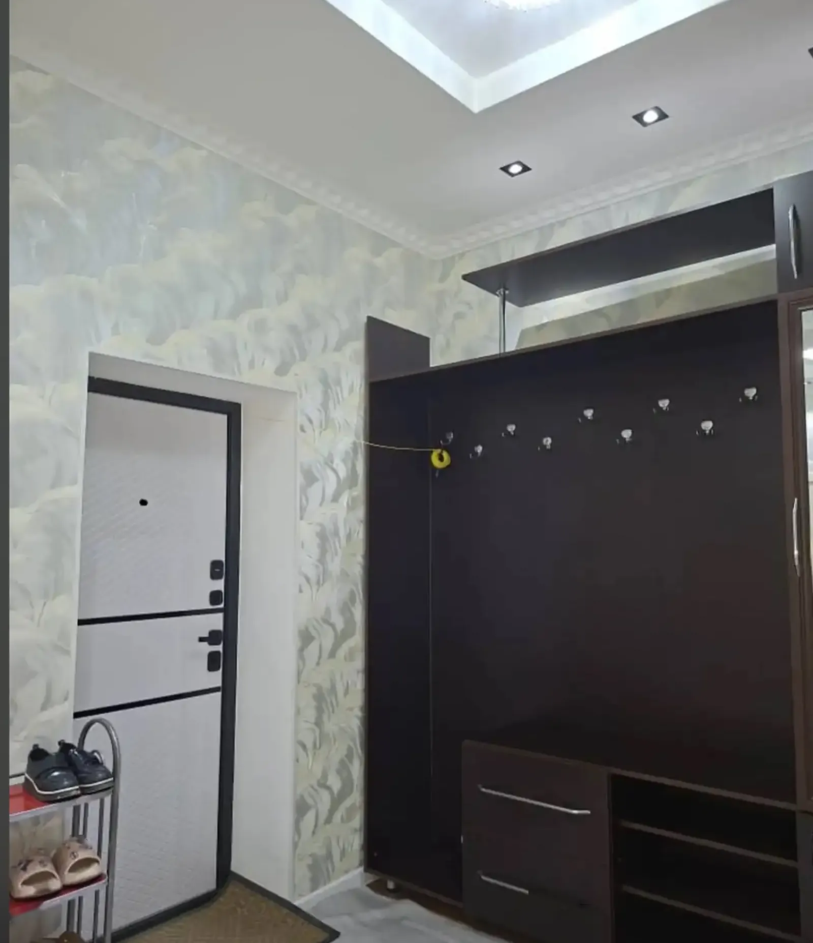 2-комн. квартира, 2 этаж, 73м², сино