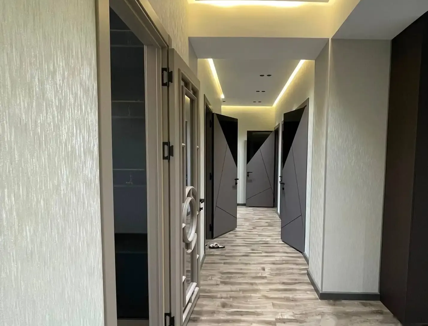 4-комн. квартира, 10 этаж, 155 м², Сомони
