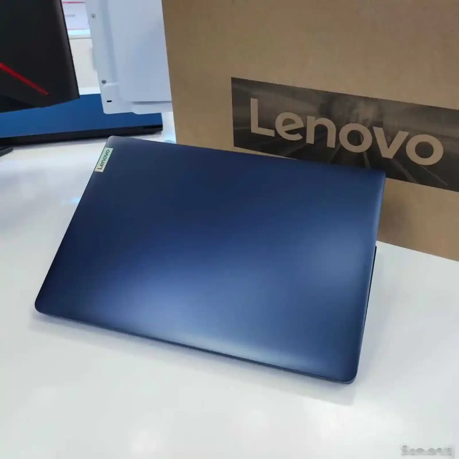 Lenovo Ноутбук / / Ideapad