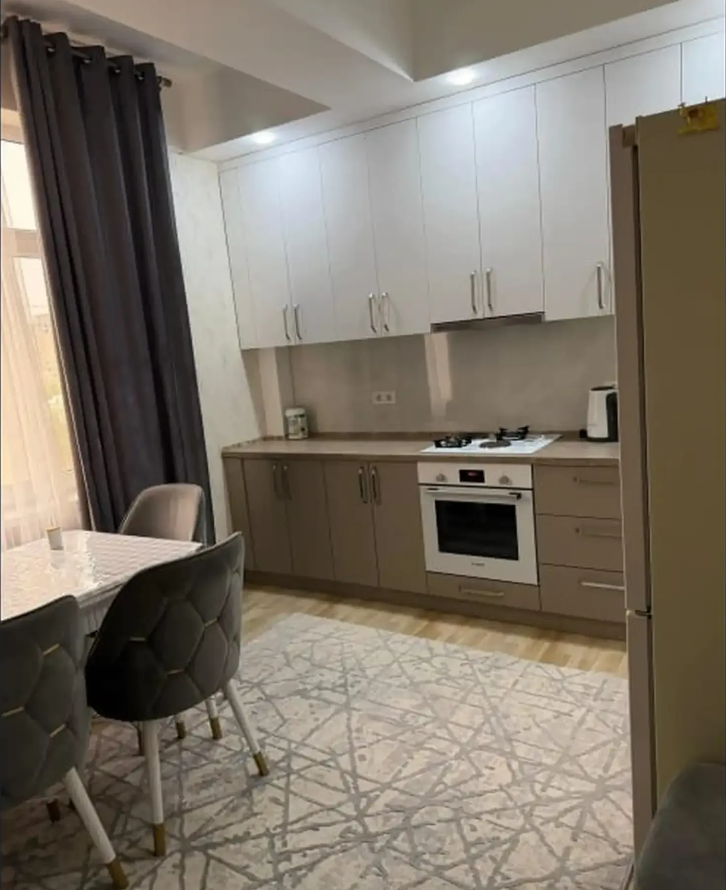 3-комн. квартира, 8 этаж, 93м², Сино