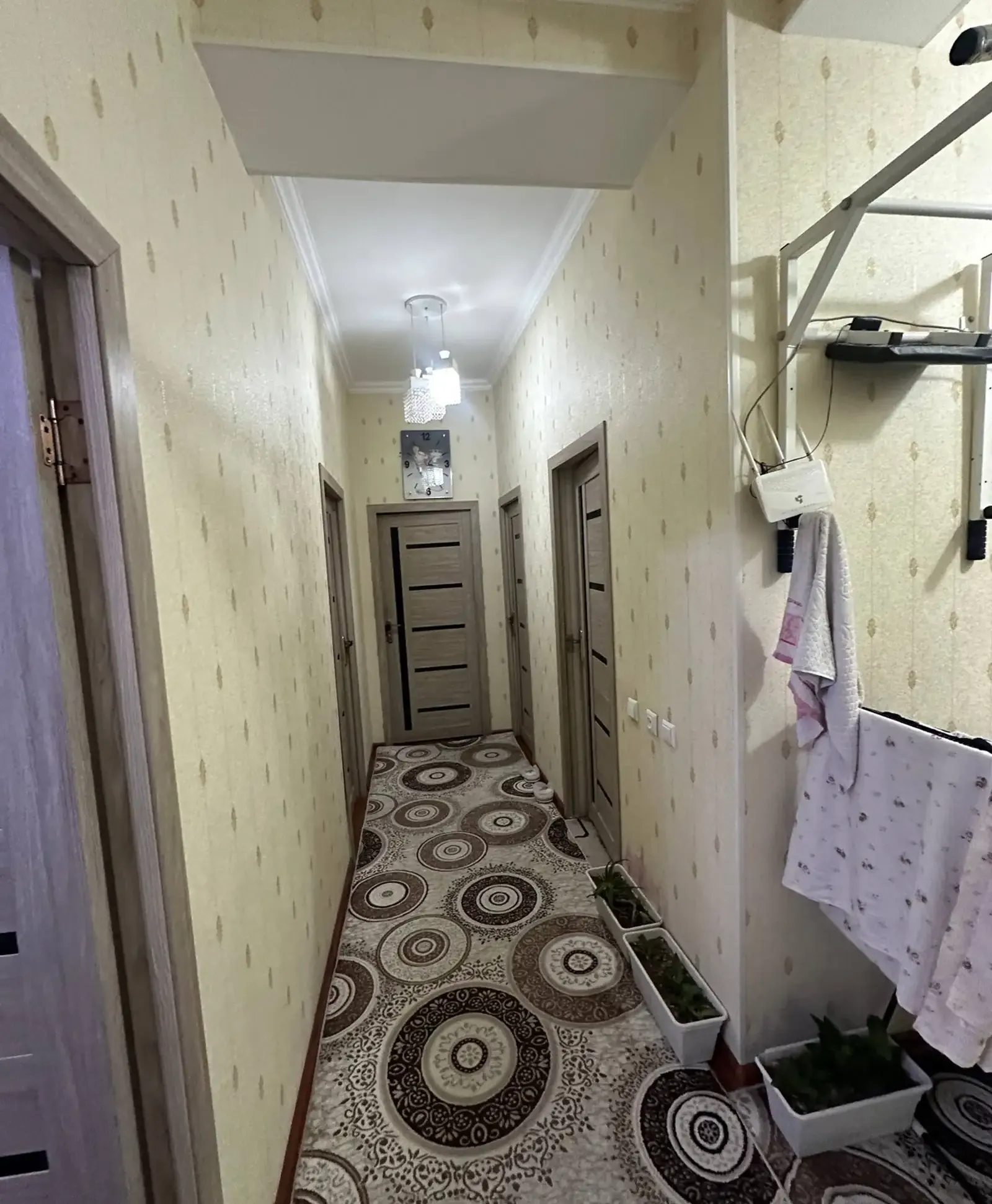 3-комн. квартира, 8 этаж, 77 м², Исмоили Сомони, Овир