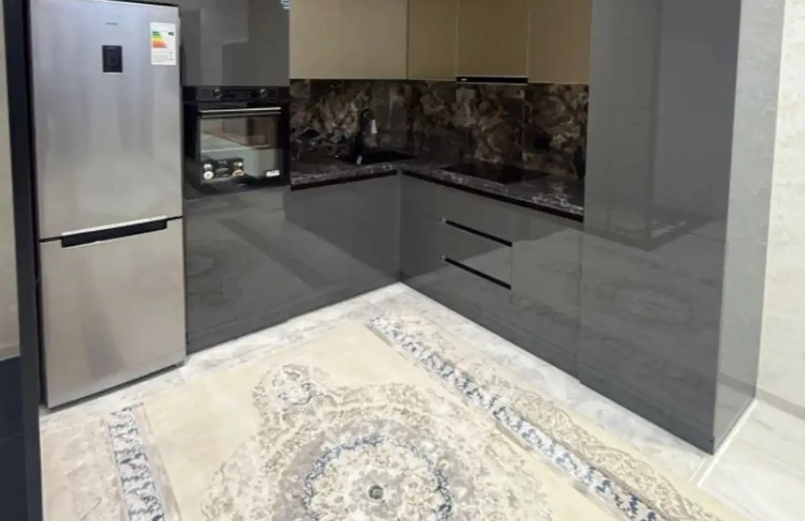 1-комн. квартира, 11 этаж, 49 м², Шохмансур