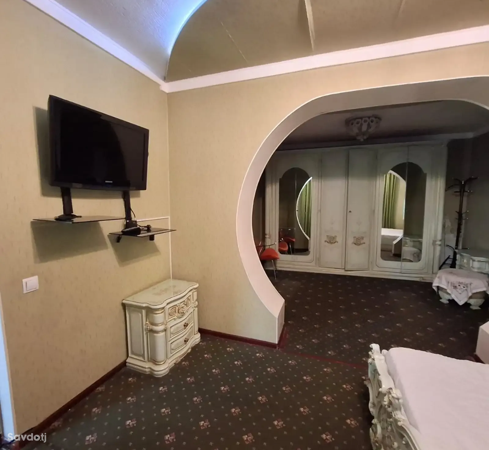 1-этажный, 6 комнатный дом, 180 м², Сомони