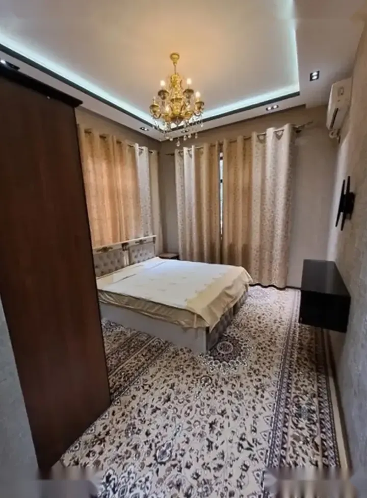 3-комн. квартира, 1 этаж, 92м², Сино