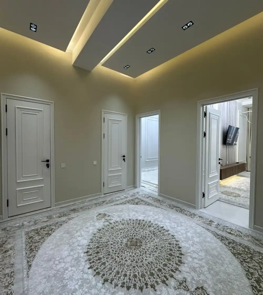 2-комн. квартира, 15 этаж, 75м², Шохмансур Садбарг бари гостиница Точикистон