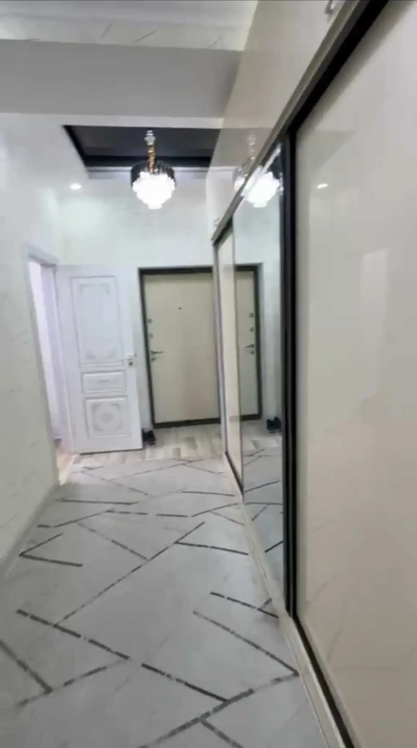 2-комн. квартира, 15 этаж, 70м², сино
