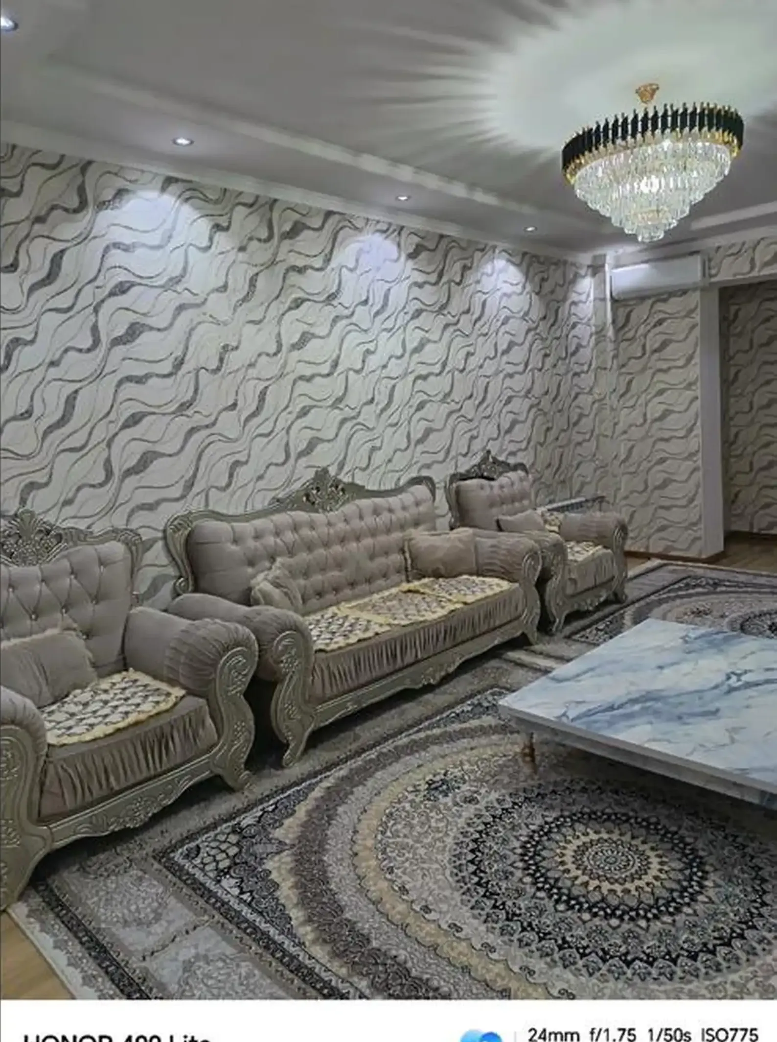 2-комн. квартира, 10 этаж, 80м², Шохмансур