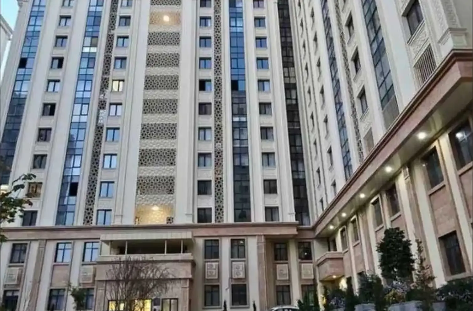 4-комн. квартира, 14 этаж, 142 м², Шохмансур