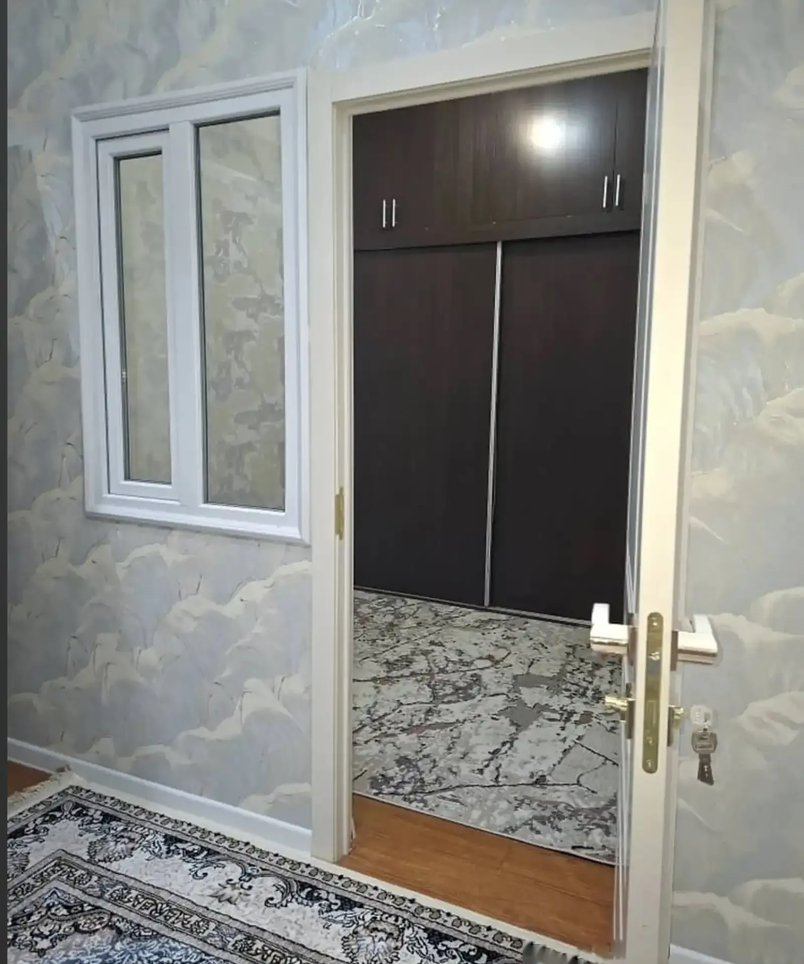 2-комн. квартира, 2 этаж, 73м², сино
