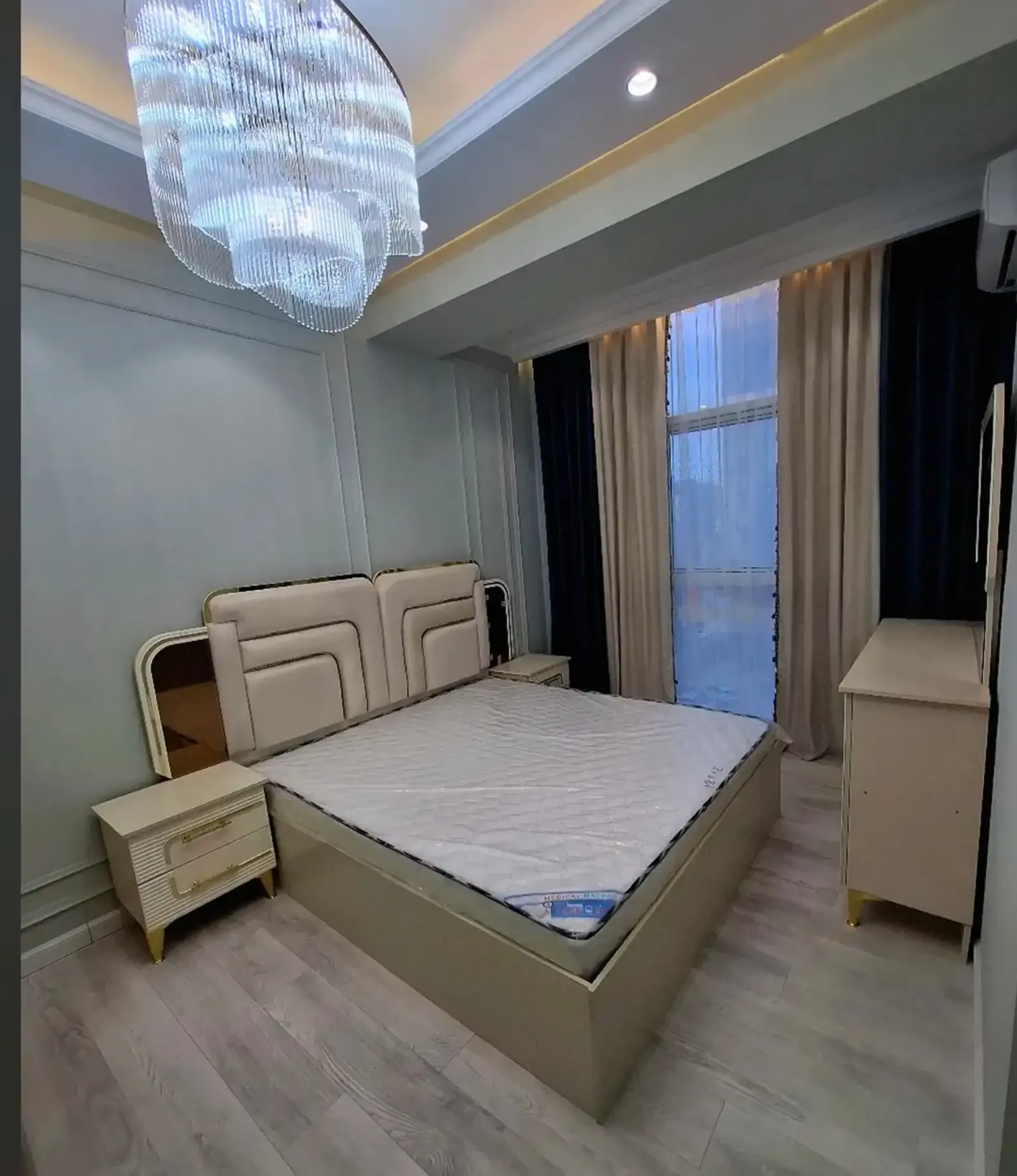 3-комн. квартира, 4 этаж, 100м², Исмоили Сомони