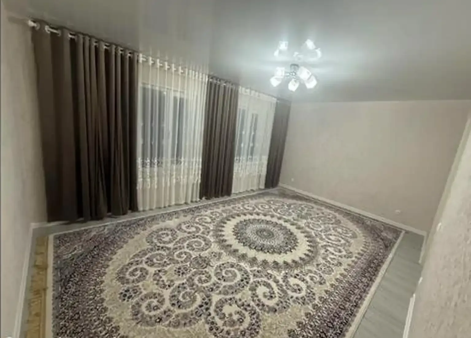 2-этажный, 3 комнатный дом, 100 м², Фирдавси