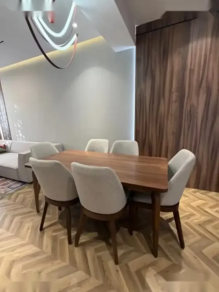 3-комн. квартира, 11 этаж, 120м², Шохмансур