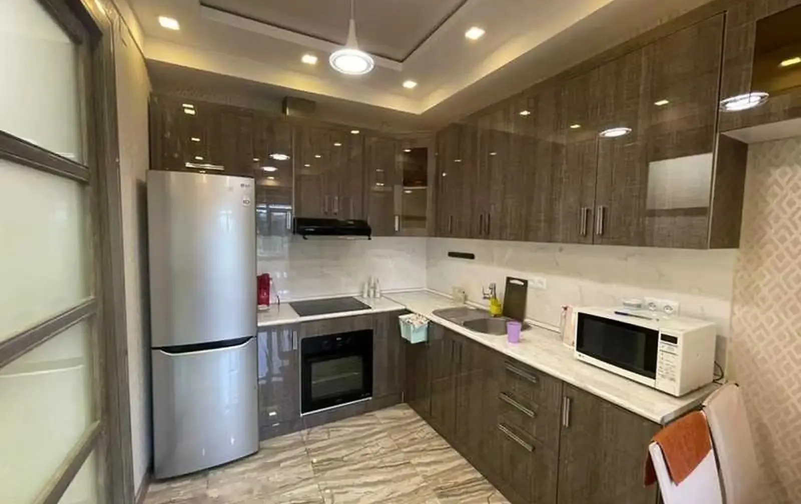 2-комн. квартира, 3 этаж, 68м², Шоҳмансур