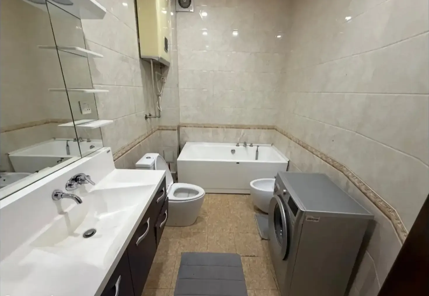 4-комн. квартира, 5 этаж, 120м², Сомони