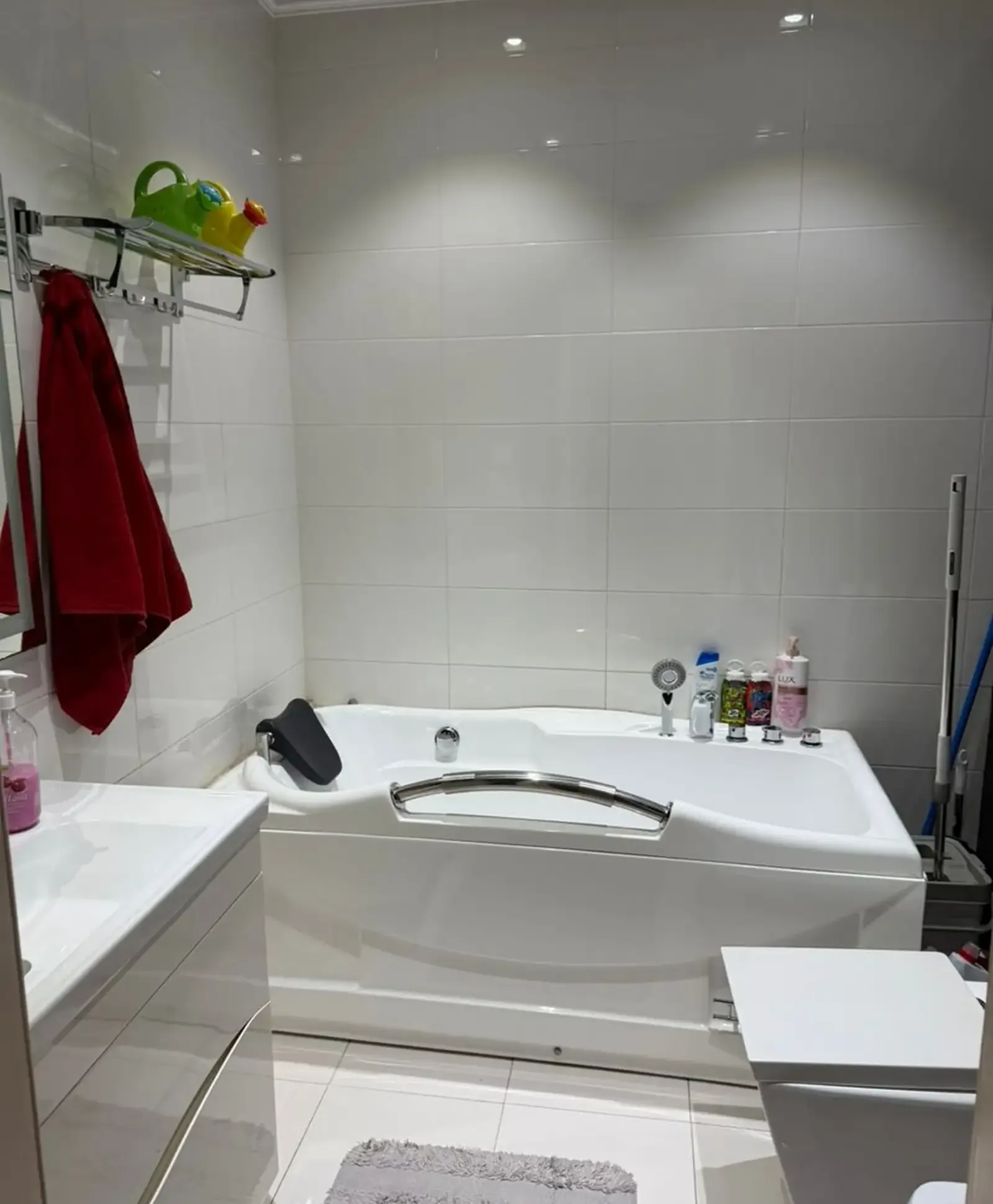 3-комн. квартира, 5 этаж, 130 м², Шохмансур роддом 2 Мактаби 20