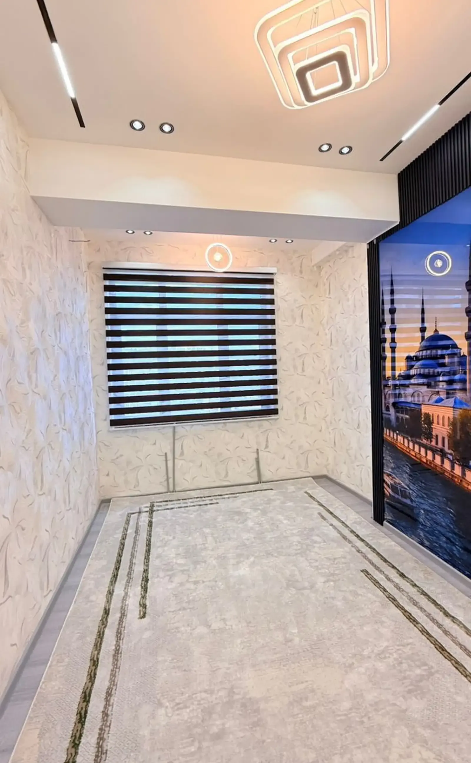 3-комн. квартира, 9 этаж, 60 м², район Спартак (напротив школы №6)