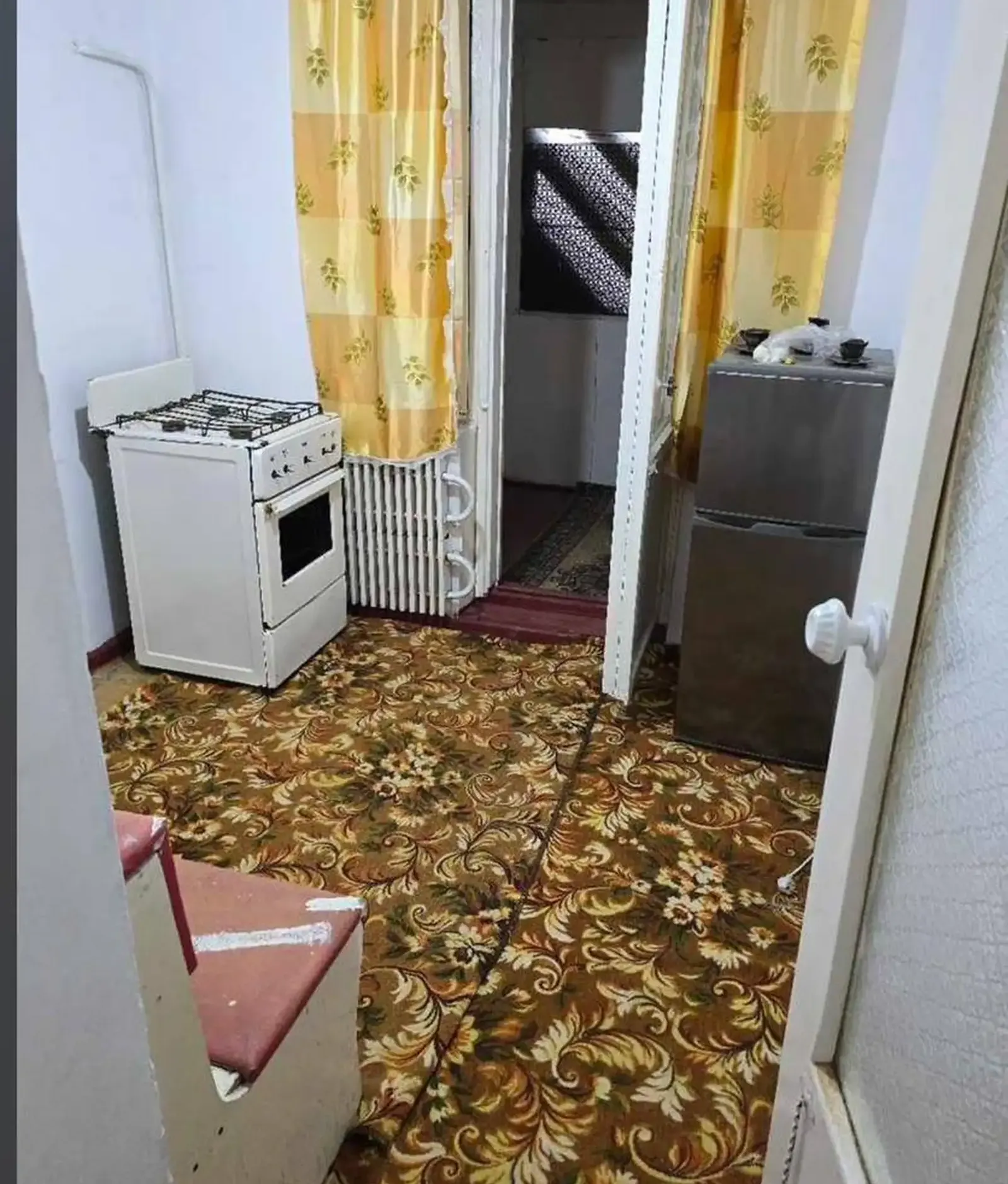 2-комн. квартира, 5 этаж, 50м², Сино